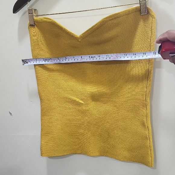 GBG Los Angeles Mustard  Crop Tops - Picture 3 of 5